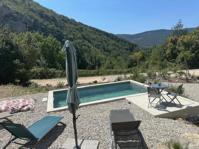 Gites Les Rochers De Plaisians Exterior foto