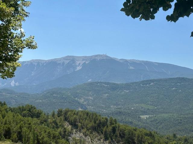 Gites Les Rochers De Plaisians Exterior foto